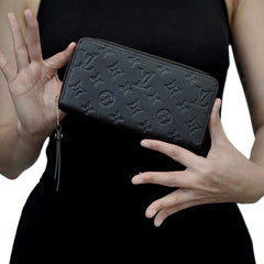 Zippy Wallet Microchipped