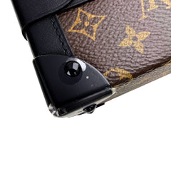 Petit Malle Microchipped