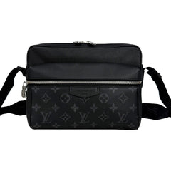 Outdoor Messenger Microchipped
