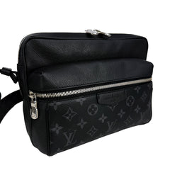 Outdoor Messenger Microchipped