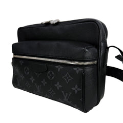 Outdoor Messenger Microchipped