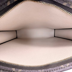 Clutch Monogram GHW