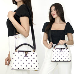 Capucines BB Microchipped