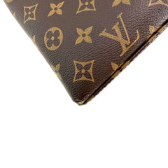 Petit Palais Microchipped