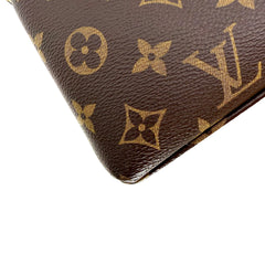 Petit Palais Microchipped