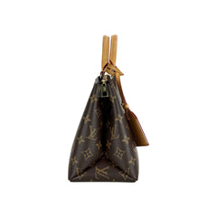 Petit Palais Microchipped