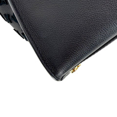 On My Side MM Microchipped