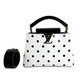 Capucines BB Microchipped