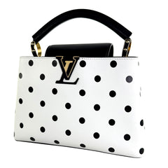 Capucines BB Microchipped