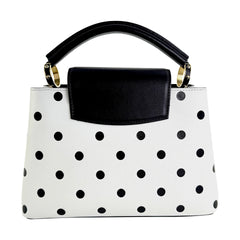 Capucines BB Microchipped