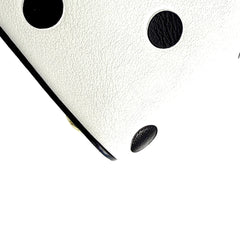 Capucines BB Microchipped