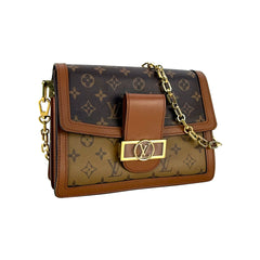 Dauphine MM Microchipped