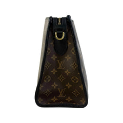 Popincourt Microchipped