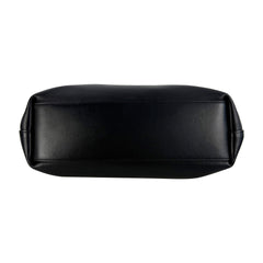 Point Triangle Clutch