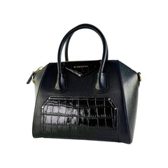 Antigona Small