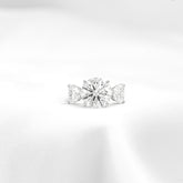 Victoria 95 Ring 5.07+1.03+1.03CT