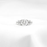 Victoria 99 Ring 2.04+1.04CT