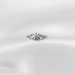 Regina17 Ring 1.64 CT