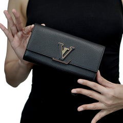 Capucines Wallet Microchipped