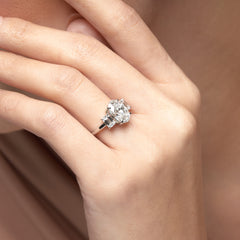 Victoria Ring49  4.12CT