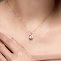 Regina 43 Necklace 3.07CT