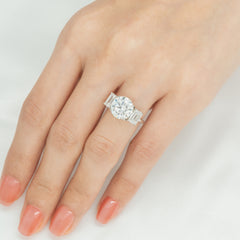 Victoria 103 Ring 5.02+1.03+1.03CT